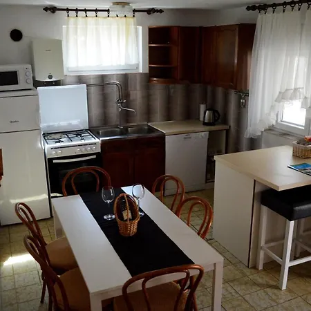 Apartment Sonja *